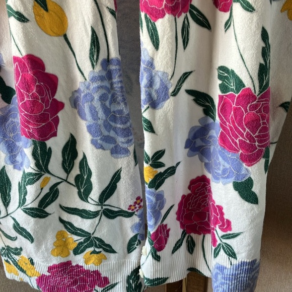 FINAL MARKDOWN Merona Floral cardigan large - Picture 6 of 11